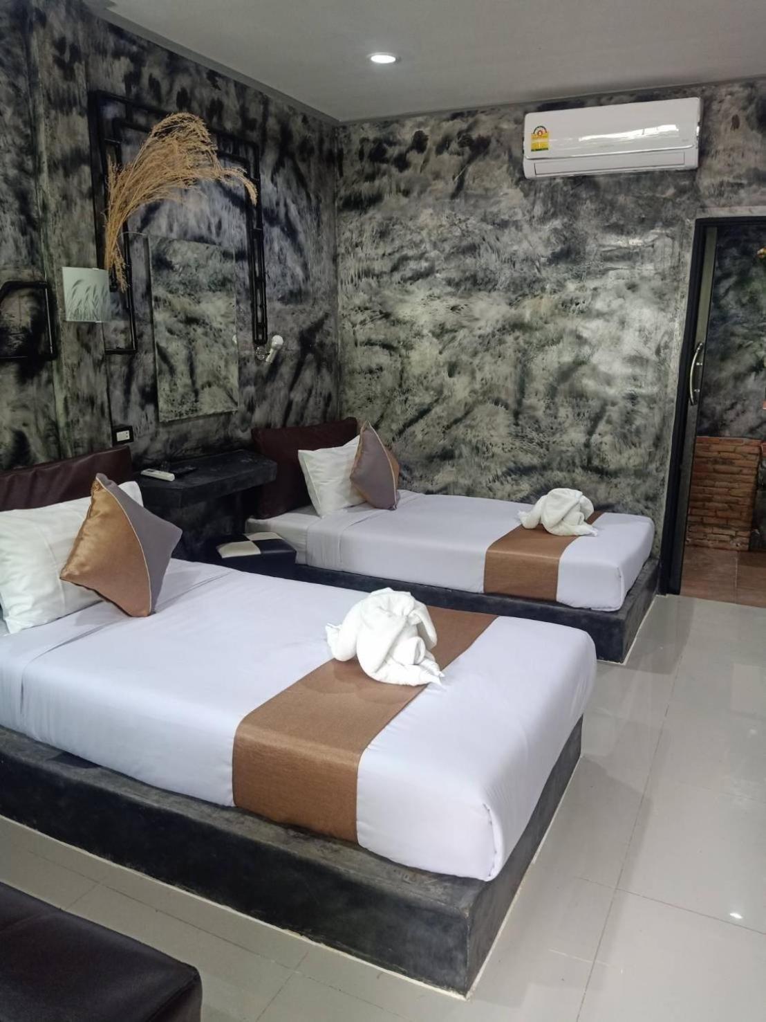 Keeree Loft Resort Thong Pha Phum Exterior foto