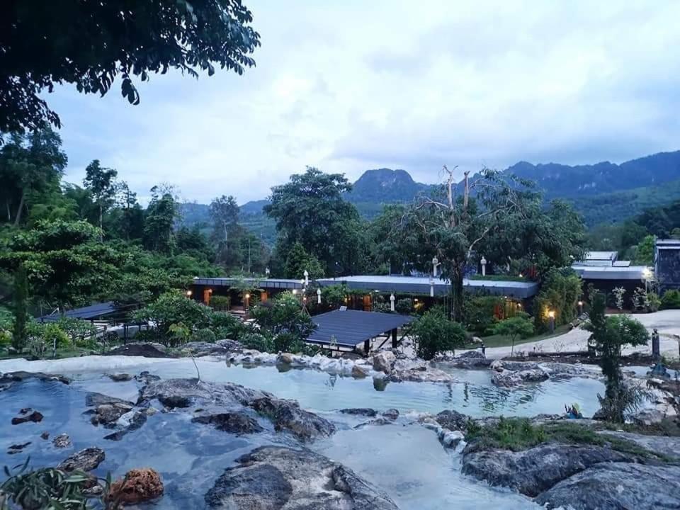 Keeree Loft Resort Thong Pha Phum Exterior foto